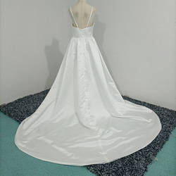 大人気上昇！フランス風 ウエディングドレス ホワイト キャミソール Vネック 憧れのドレス 二次会 3枚目の画像