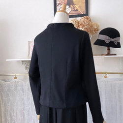 黒ウールニットのセットアップ『ボトルネックブラウス・サイズフリースカート・薄手ウール 』 7枚目の画像