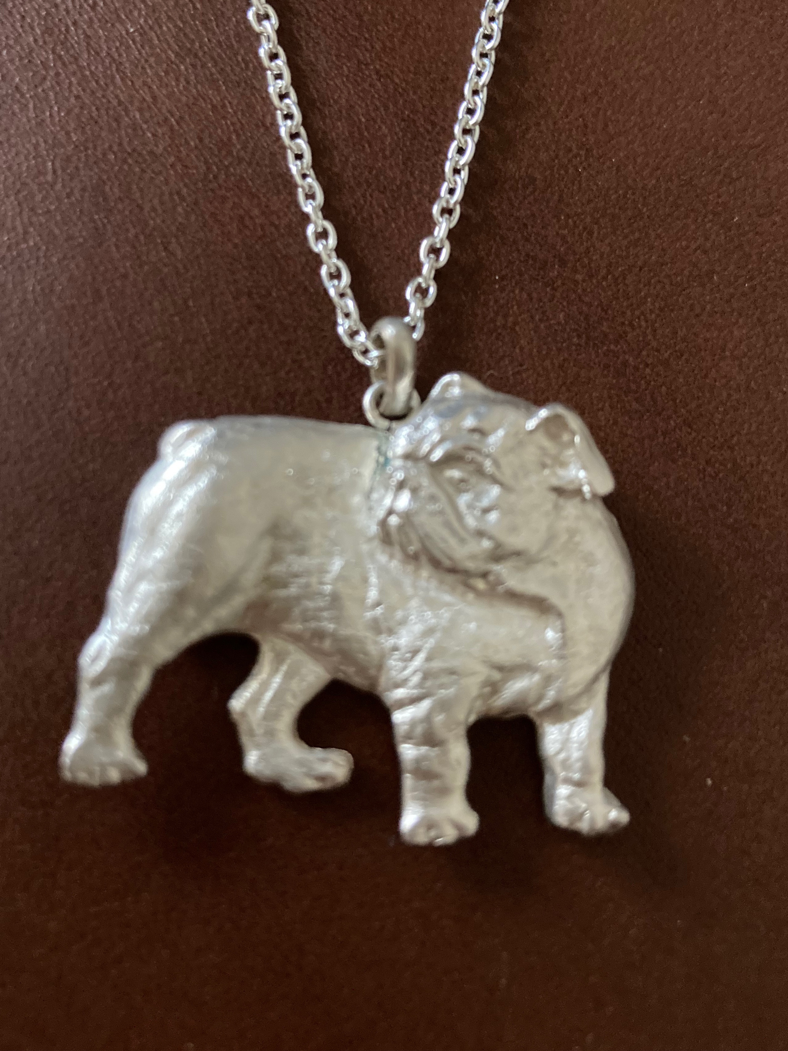 銀のブルドッグのペンダント 10,140円