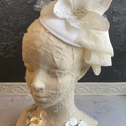 【一点もの】ウェディング　ブライダル 結婚式　花嫁　トーク帽　ヘッドドレス　ヘアパーツ　ヘアアクセサリー　花　フラワー　 8枚目の画像