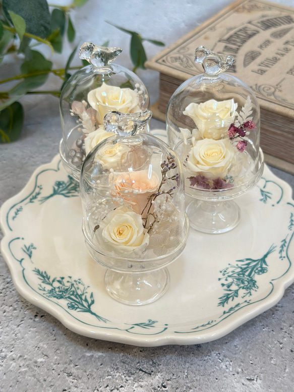 ♡プリザーブドフラワー　ガラスドームアレンジ（小鳥）♡お供えにも　神具　仏具2024 2枚目の画像