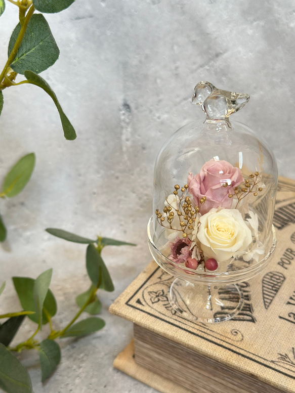 ♡プリザーブドフラワー　ガラスドームアレンジ（小鳥）♡お供えにも　神具　仏具2024 1枚目の画像