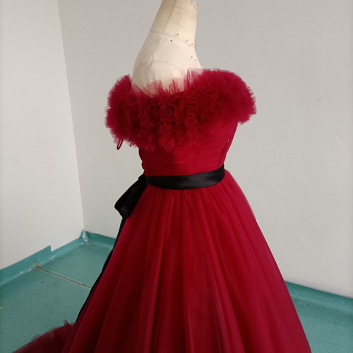 高品質！ワインレッドカラードレス 取り外しオフショルダー トレーン