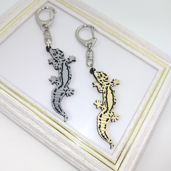 ヒョウモントカゲモドキキーホルダー チャーム 真鍮トカゲ 爬虫類 レオパ ヒョウモントカゲモドキ キーホルダー アクセサリー レオパード