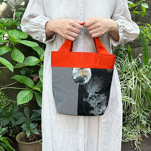 着物リメイクバッグ【バケツ型手さげかばん 獅子二色】トートバッグ