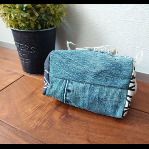 リメイクデニムポケットいっぱいポーチ さくらさん リメイクデニム