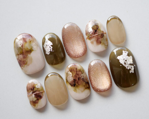 匿名発送】ネイルチップ ニュアンス インク 秋フラワーフリルゴールド
