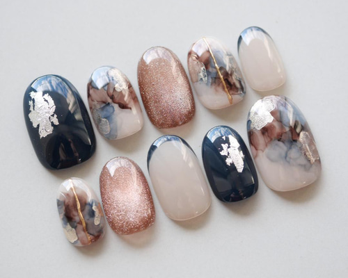 【匿名発送】ネイルチップ ニュアンス インク　秋フラワーフリルゴールドno.77 匿名発送】ネイルチップ ニュアンス インク 秋フラワーフリルゴールド