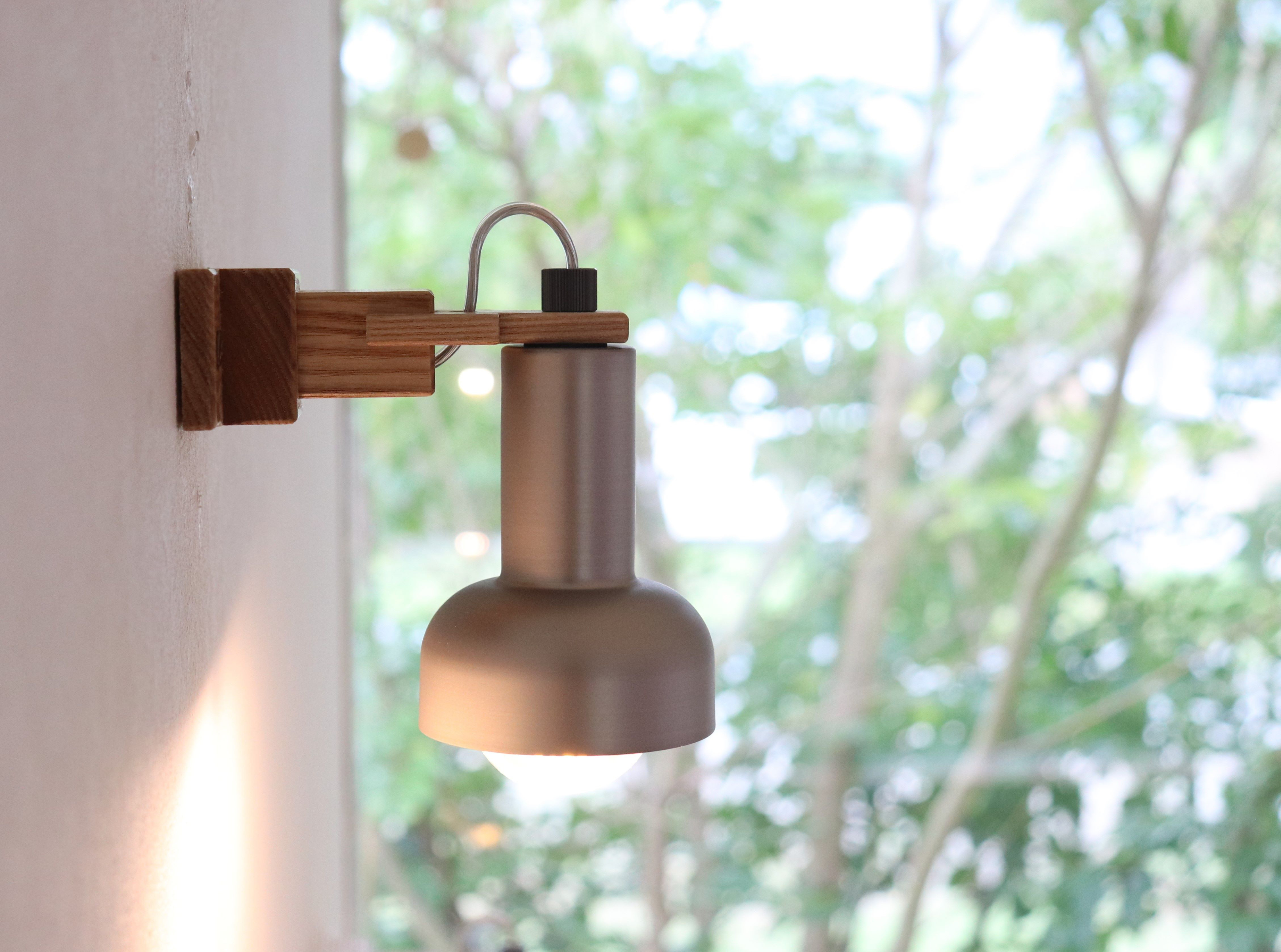 toock-bra ﾌﾞﾗｹｯﾄﾗｲﾄ　LED