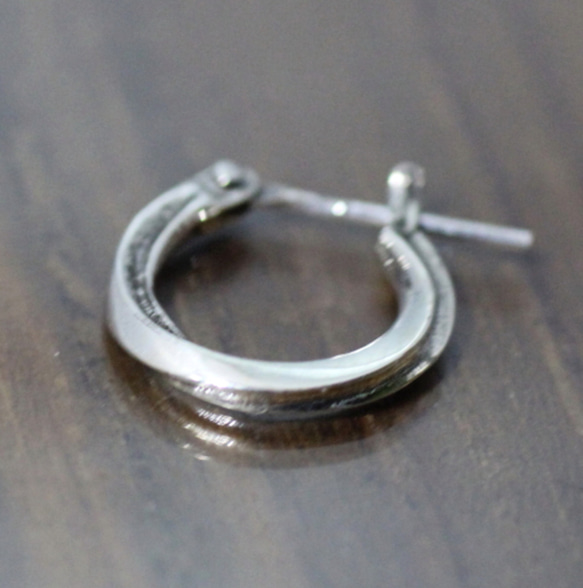 silver925 耳環-流利耳環-(1P) 圈形耳環 銀 第1張的照片