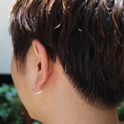 K10 ピアス  -fluent Pierce- (1P)　フープピアス　K10yellowgold　ゴールド 4枚目の画像