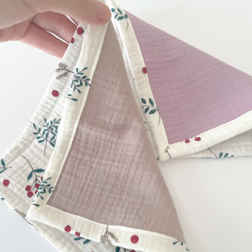 Creema限定】クリスマス ハンカチ⁂数量限定：ふわふわガーゼタオル