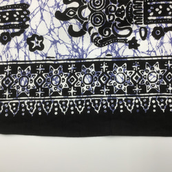 バティックプリントの布　ホワイトバロン 7枚目の画像