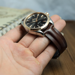 オーダー作製オメガ(omega)時計ベルト。新喜皮革シェルコードバンを使用した時計ベルト。 2枚目の画像