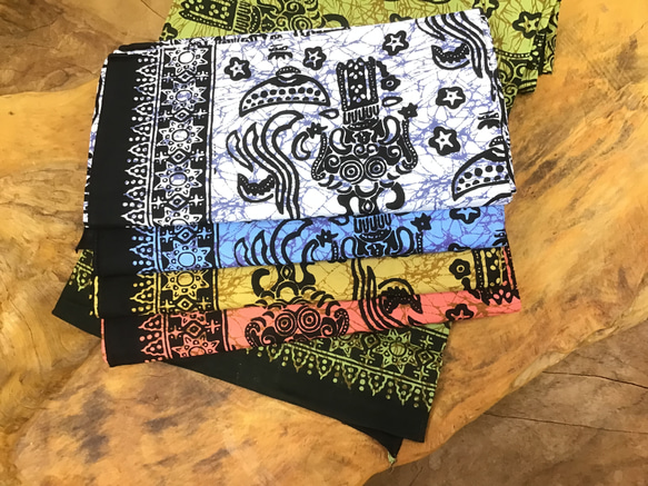 バティックプリントの布　ブルーバロン 16枚目の画像