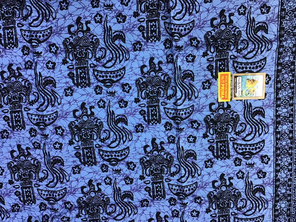 バティックプリントの布　ブルーバロン 4枚目の画像