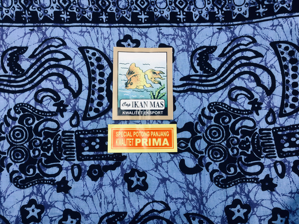 バティックプリントの布　ブルーバロン 10枚目の画像