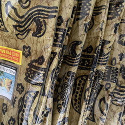 バティックプリントの布　イエローバロン　(黄土色) 17枚目の画像