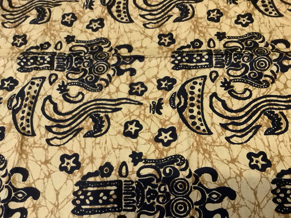 バティックプリントの布　イエローバロン　(黄土色) 12枚目の画像