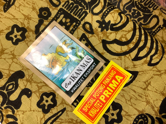 バティックプリントの布　イエローバロン　(黄土色) 3枚目の画像