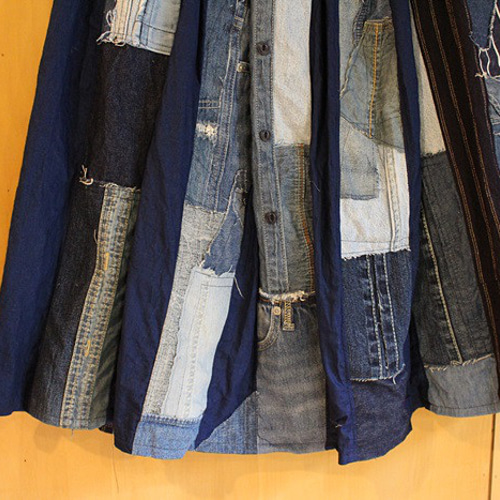 SAYOCAFEデニムランダムパッチワークの個性派スカート(一点もの