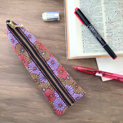 【菊花】畳縁　テトラ型　ペンケース　和風　ピンク　金　ラベンダー　デイジー 1枚目の画像