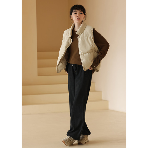 ✨美品✨トゥルーレリジョン　ダウンベスト　コーデュロイ　定価40000円★ ✨美品✨トゥルーレリジョン ダウンベスト コーデュロイ ☆