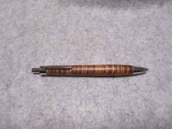 ハワイアンコア　カーリー杢　椿油仕上げ　木軸ボールペン　希少材 1枚目の画像