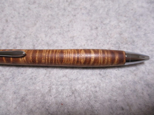 ハワイアンコア　カーリー杢　椿油仕上げ　木軸ボールペン　希少材 5枚目の画像