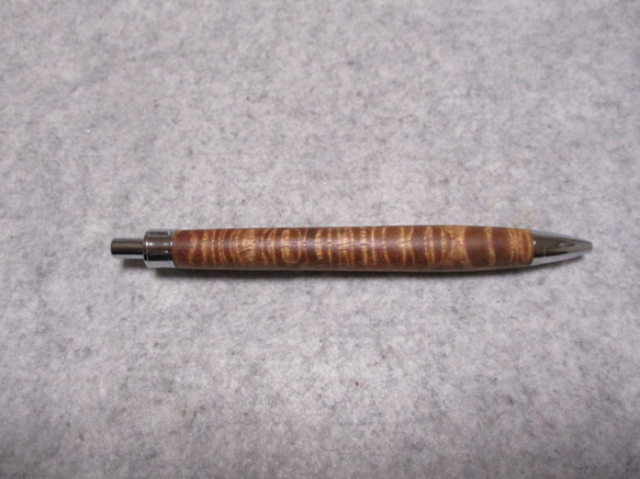 ハワイアンコア　カーリー杢　椿油仕上げ　木軸ボールペン　希少材 3枚目の画像
