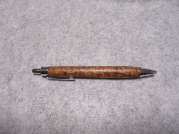 ハワイアンコア　カーリー杢　椿油仕上げ　木軸ボールペン　希少材 2枚目の画像