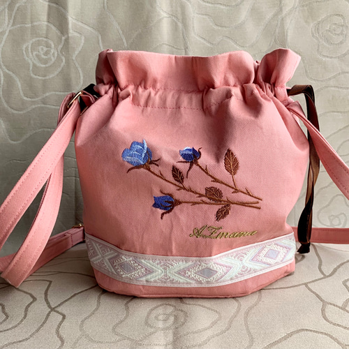 ロラライハリス♡カーキブラウンベロア♡刺繍のワンハンドル巾着バッグ♡ ロラライハリスカーキブラウンベロア刺繍のワンハンドル巾着バッグ