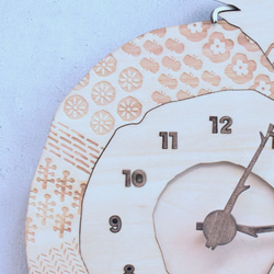 北欧のヘビはこんなヘビ？ レギュラーサイズ 時計 木製 掛け時計 3枚目の画像