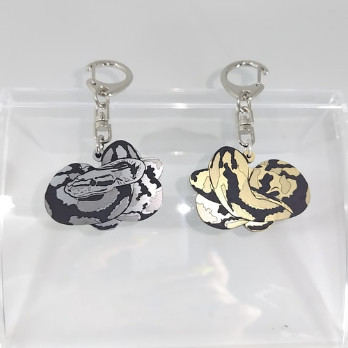 ボールパイソン 蛇 キーホルダー アクセサリー ニシキヘビ