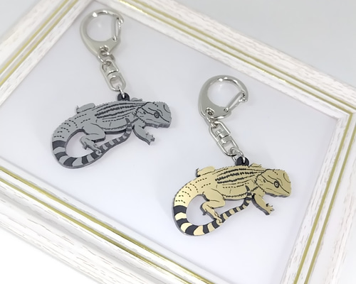 専用　ハンドメイド　刺繍　フトアゴヒゲトカゲ　バッグ　キーホルダー 2fd64faa49e8428ac8b6475bc6f4ac