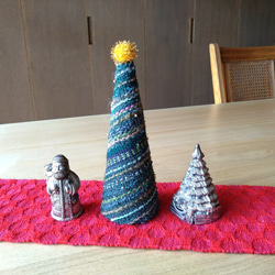 値下げ　ミニクリスマスツリー➁　ミニクリスマスインテリア　手織り布のミニクリスマスツリー　ツリー置物 5枚目の画像