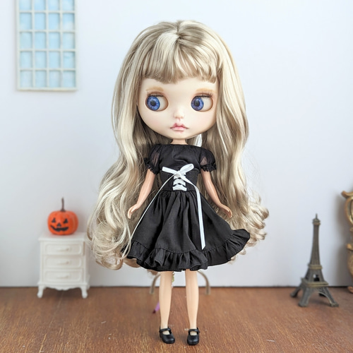 975※単品※黒の編み上げリボンのスカート※ブライスアウトフィット※1/6 