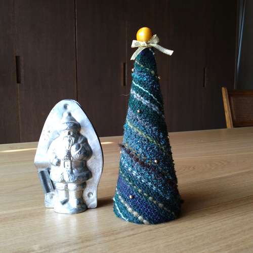 値下げ ミニクリスマスツリー① ミニクリスマスインテリア 手織り布の 