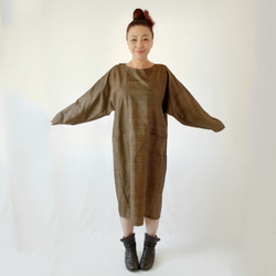 個性的な変わり衿の大島紬ワンピース（着物リメイク） 7枚目の画像