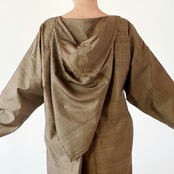 個性的な変わり衿の大島紬ワンピース（着物リメイク） 14枚目の画像