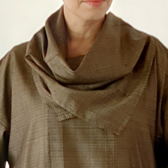 個性的な変わり衿の大島紬ワンピース（着物リメイク） 15枚目の画像
