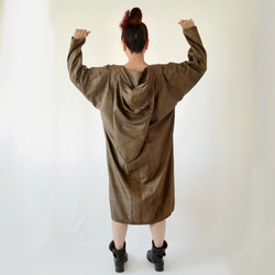 個性的な変わり衿の大島紬ワンピース（着物リメイク） 9枚目の画像