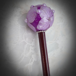 濃いパープル＋メタリック紫あじさいの玉かんざし 2枚目の画像