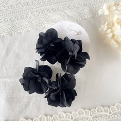 ブラック　紫陽花　成人式イヤリング　和装　前撮り　大ぶりピアス　ブライダル　ウエディング　振袖　結婚式　カラードレス　 3枚目の画像