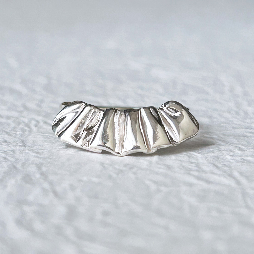 小さなフリルのリング【mini frill ring(sv)】 11,000円