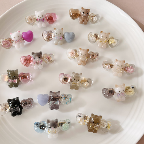NO 25 レジン　ヘアゴム　ブローチ　ハンドメイド　猫ちゃん レジン ヘアゴム ブローチ ハンドメイド 猫ちゃん うすめ