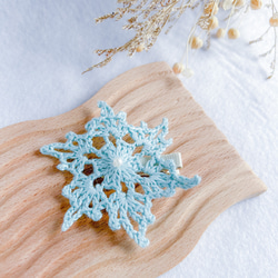 ❅ 雪の結晶ヘアクリップ ❅ 2個セットベビー キッズ 赤ちゃん 髪飾り ヘアアクセサリー 冬 クリスマス レース編み 3枚目の画像