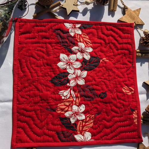 キャシーズ☆ハワイアンキルト☆タペストリー☆出来上がり品☆クリスマス キャシーズ☆ハワイアンキルト☆タペストリー☆出来上がり品☆クリスマス