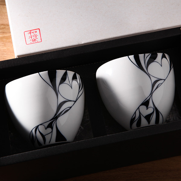 引出物 プレゼントギフト ラブカップ2個セット 砥部焼 おしゃれ 窯元 和将窯 Washo A-1