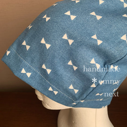 送料無料＊handmadeダブルガーゼ帽子〈ribbonデニム風プリントBlue〉ケア帽子　ケアキャップ　医療用帽子 2枚目の画像